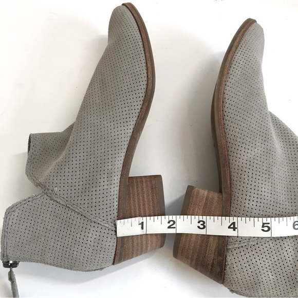 Dolce Vita Karsen Leather Bootie - Picture 13 of 15